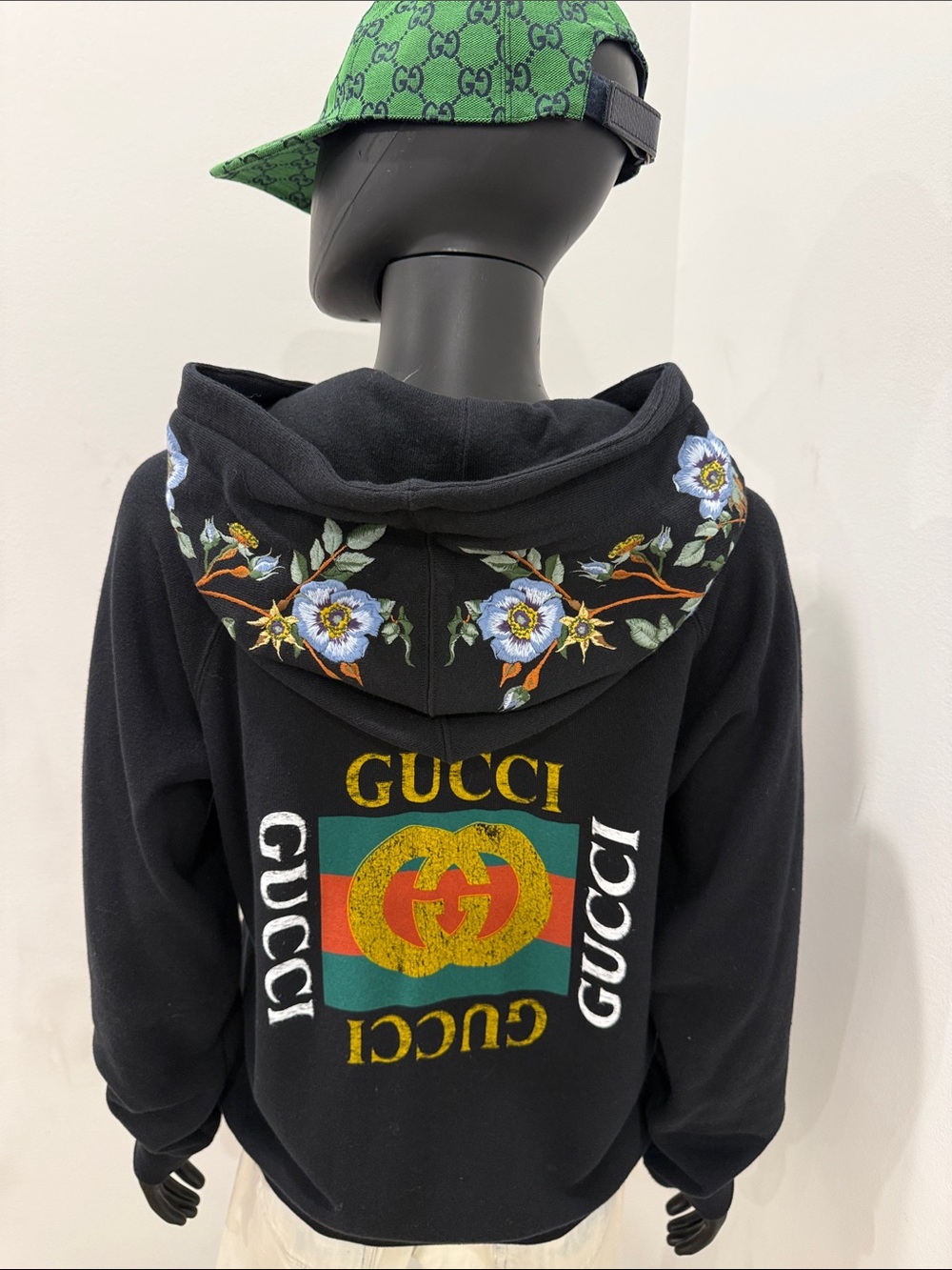Gucci Embroidered Zip Hoodie XS- Like New